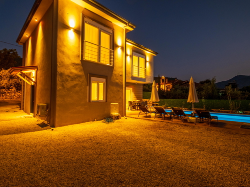  gece  -  Kasım
  | Kalkan Yeşilköy'de Çift Jakuzili 6 Kişilik Villa: Huzurlu Doğa Tatili